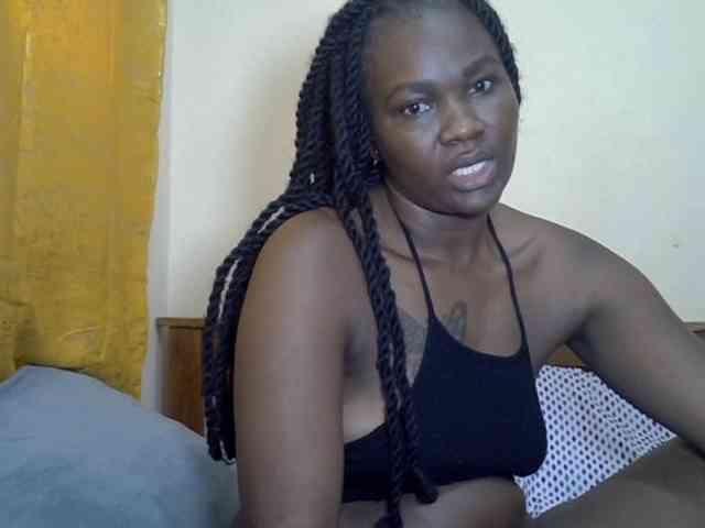 Prettyliz30 webcam