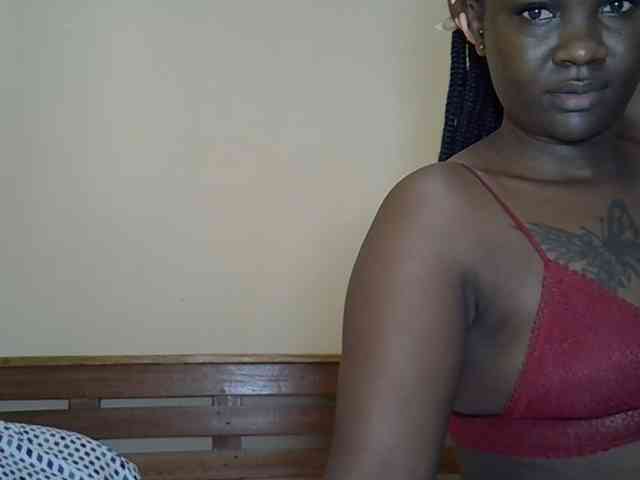 Prettyliz30 webcam