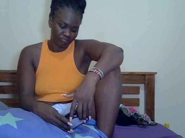 Prettyliz30 webcam