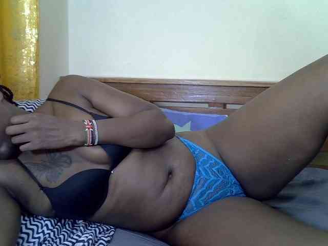 Prettyliz30 webcam