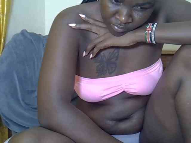 Prettyliz30 webcam