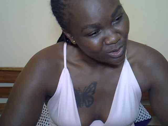 Prettyliz30 webcam