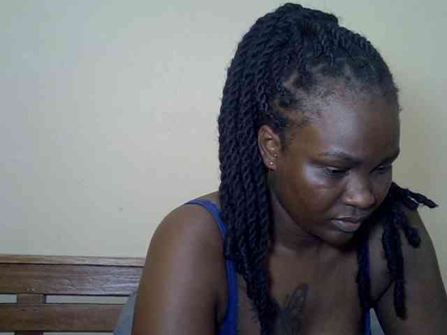 Prettyliz30 webcam