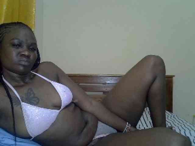Prettyliz30 webcam