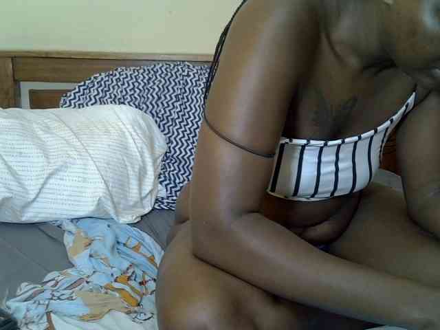 Prettyliz30 webcam