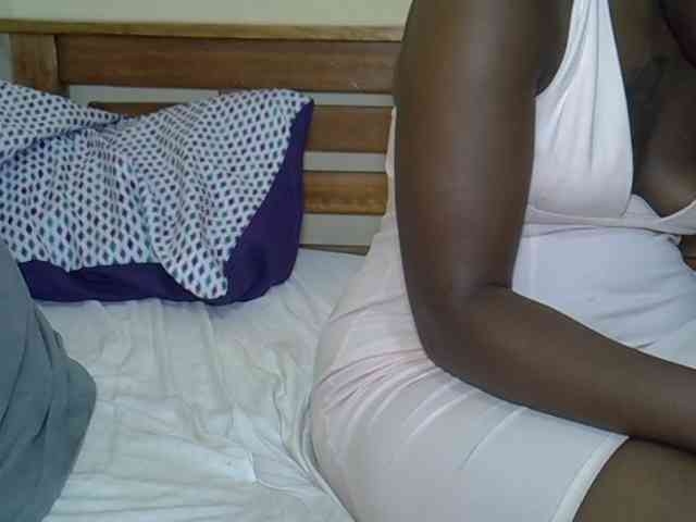 Prettyliz30 webcam