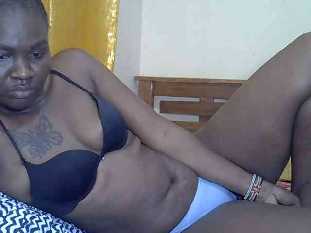 Prettyliz30 webcam