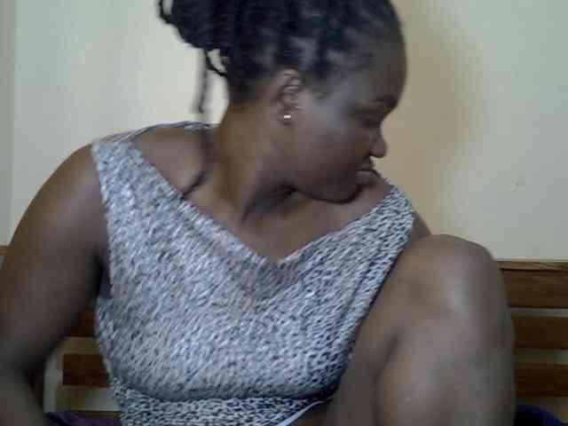 Prettyliz30 webcam