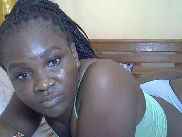 Prettyliz30 webcam