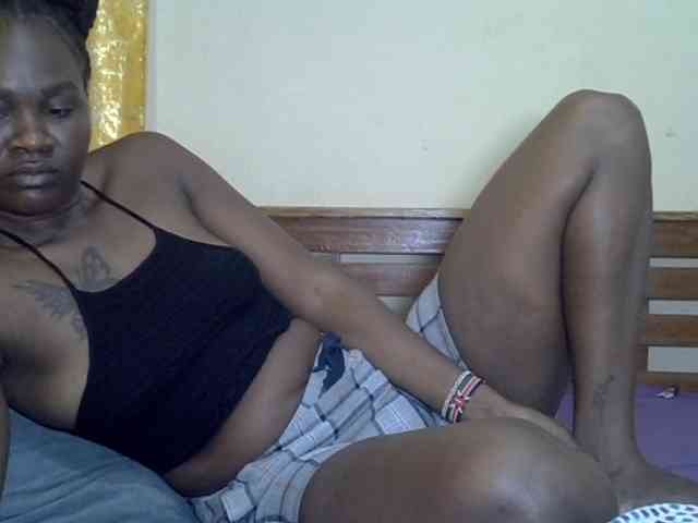 Prettyliz30 webcam