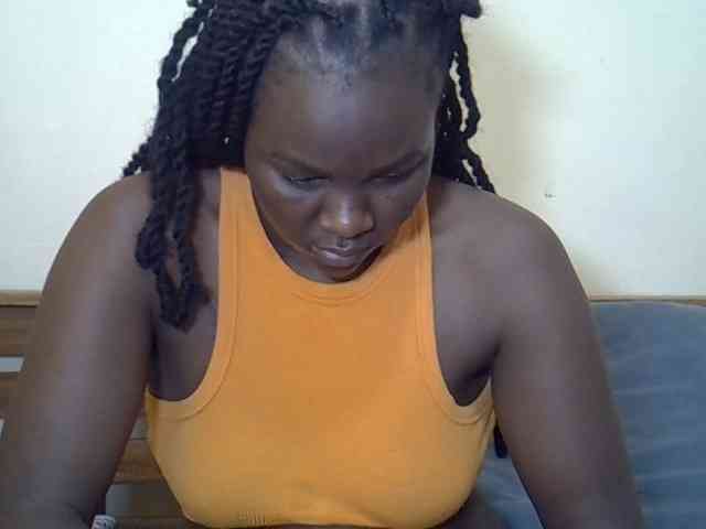 Prettyliz30 webcam