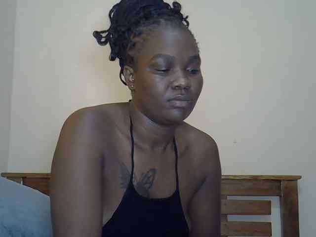 Prettyliz30 webcam