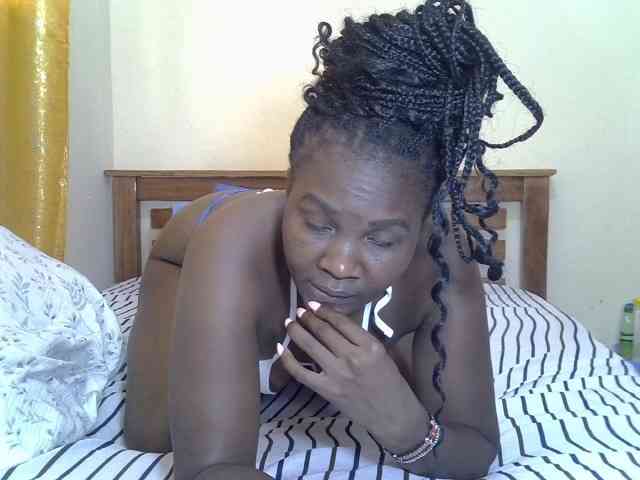 Prettyliz30 webcam