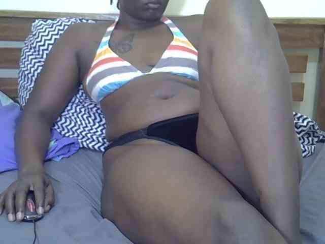 Prettyliz30 webcam