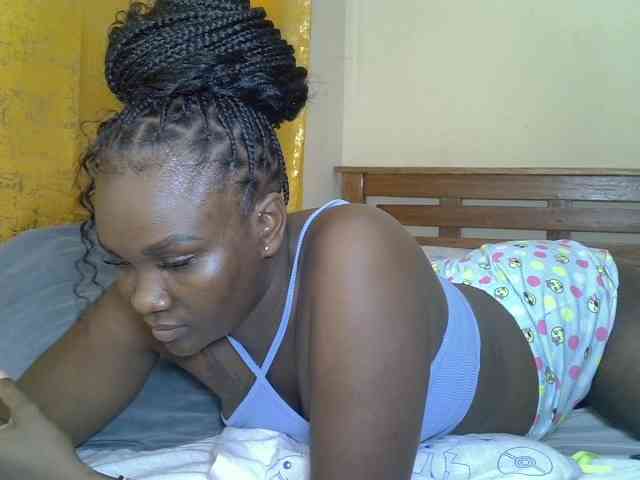 Prettyliz30 webcam