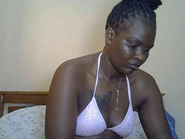 Prettyliz30 webcam