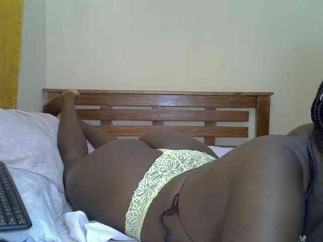Prettyliz30 webcam