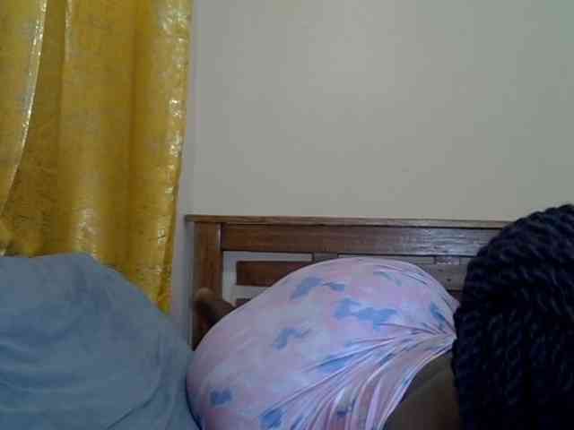 Prettyliz30 webcam