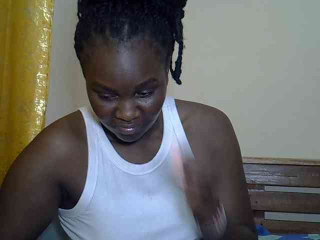 Prettyliz30 webcam