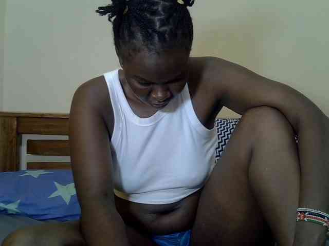 Prettyliz30 webcam