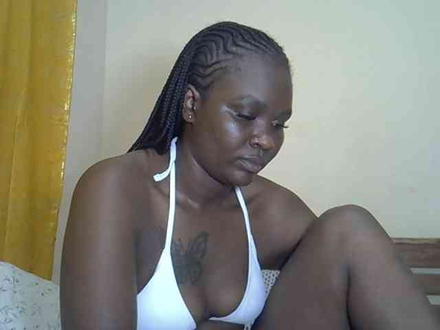 Prettyliz30 webcam