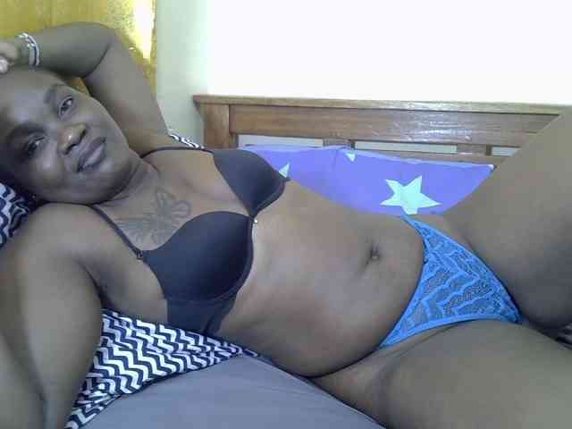 Prettyliz30 webcam