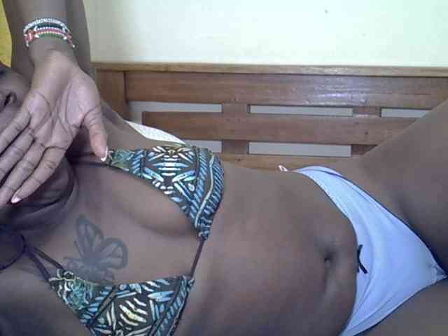 Prettyliz30 webcam