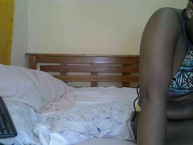 Prettyliz30 webcam