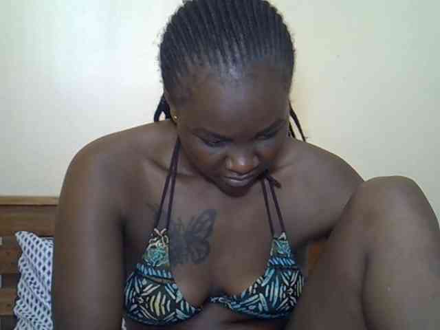 Prettyliz30 webcam