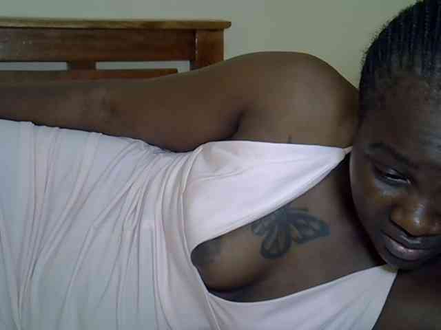 Prettyliz30 webcam