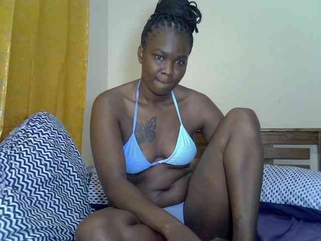 Prettyliz30 webcam