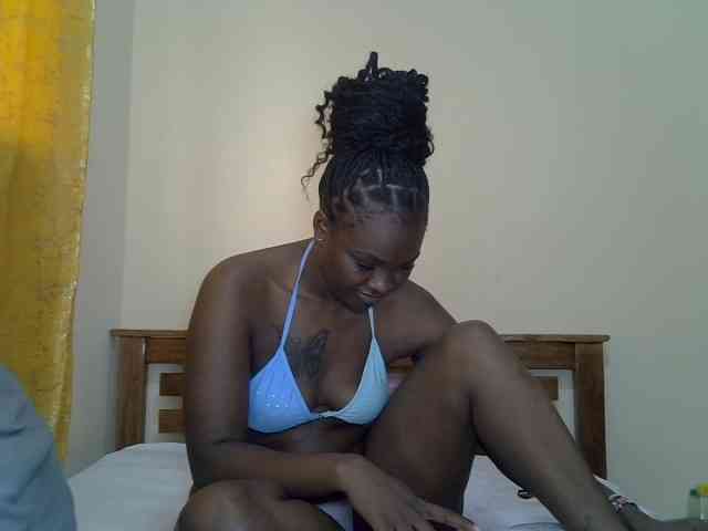Prettyliz30 webcam