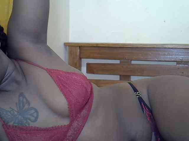 Prettyliz30 webcam