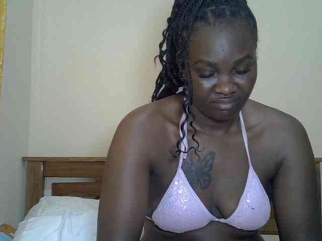 Prettyliz30 webcam
