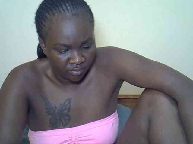 Prettyliz30 webcam