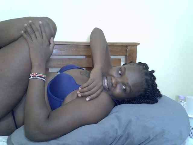 Prettyliz30 webcam