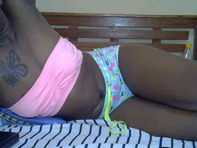 Prettyliz30 webcam