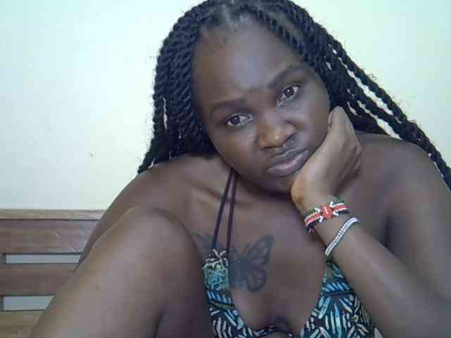 Prettyliz30 webcam