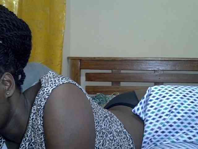 Prettyliz30 webcam