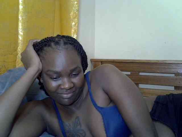 Prettyliz30 webcam