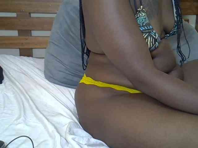 Prettyliz30 webcam