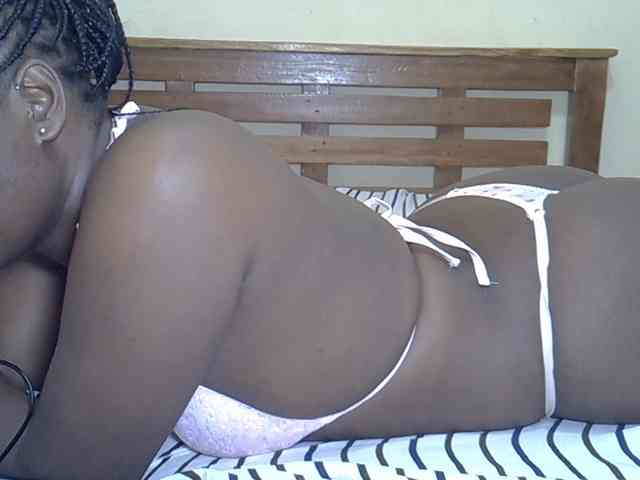 Prettyliz30 webcam