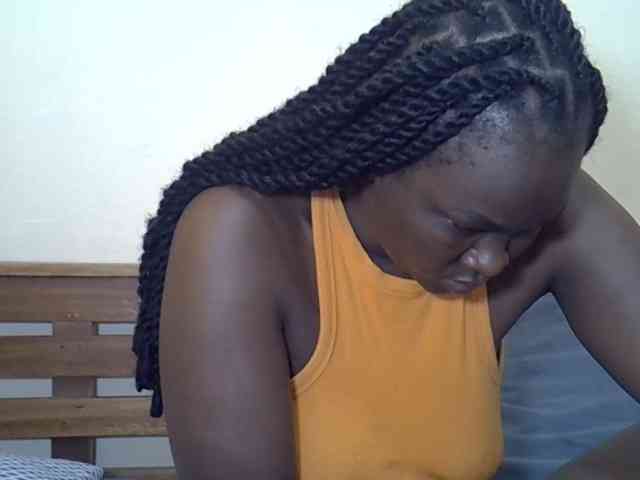 Prettyliz30 webcam