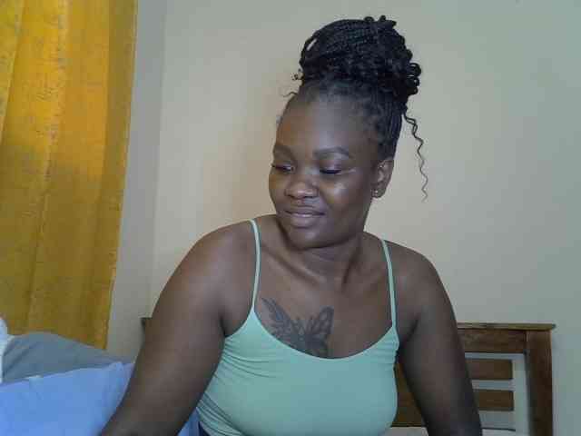 Prettyliz30 webcam