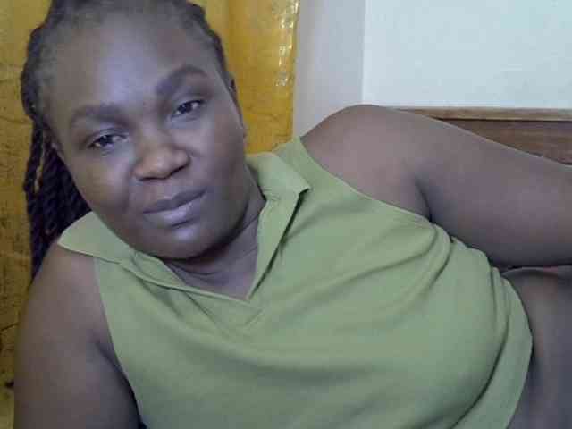 Prettyliz30 webcam