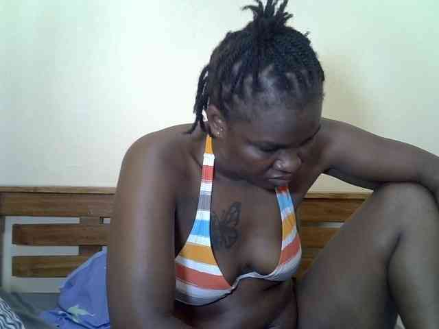 Prettyliz30 webcam