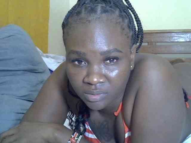 Prettyliz30 webcam