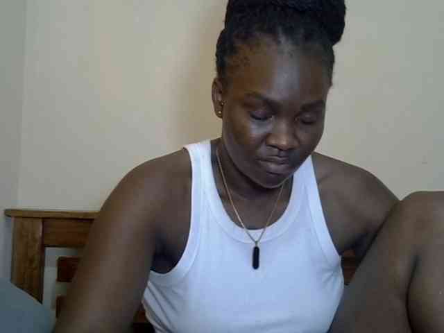 Prettyliz30 webcam