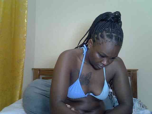 Prettyliz30 webcam