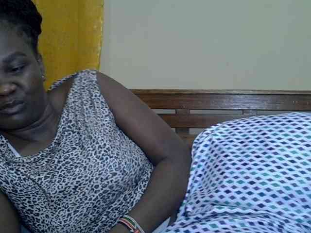 Prettyliz30 webcam